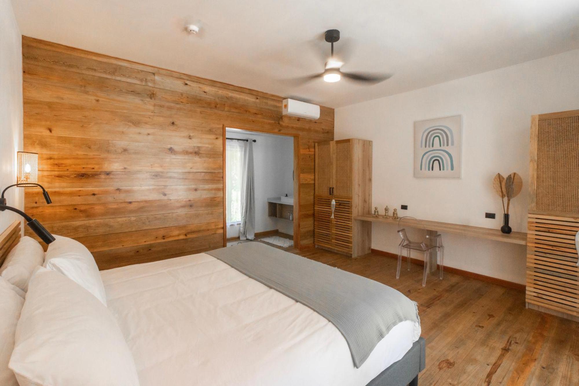 S Boutique Hotel Бокас дел Торо Екстериор снимка