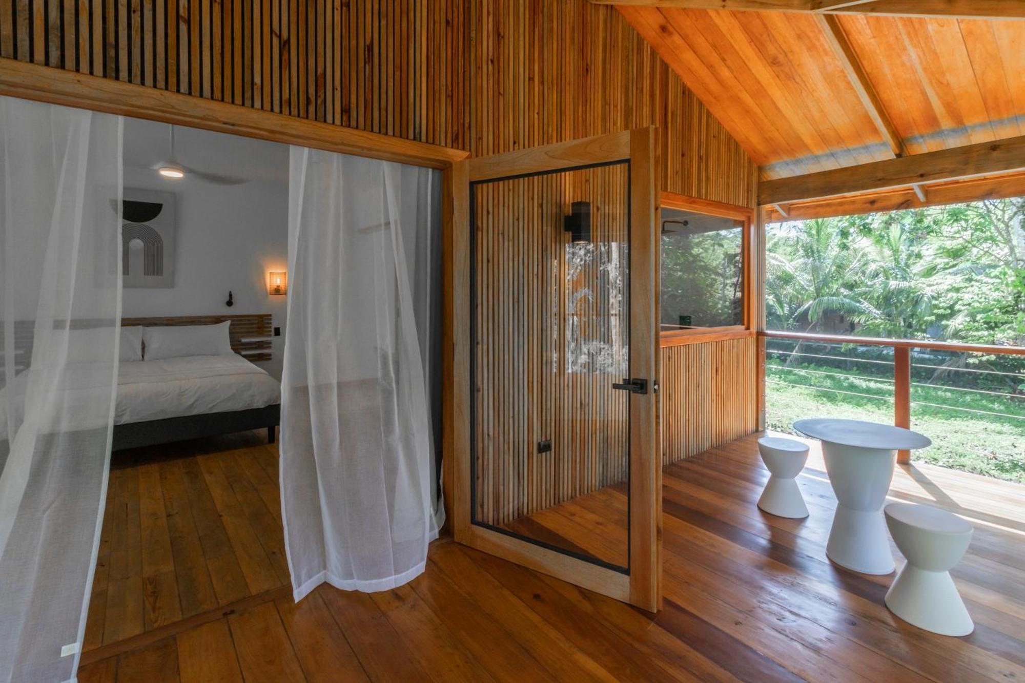 S Boutique Hotel Бокас дел Торо Екстериор снимка